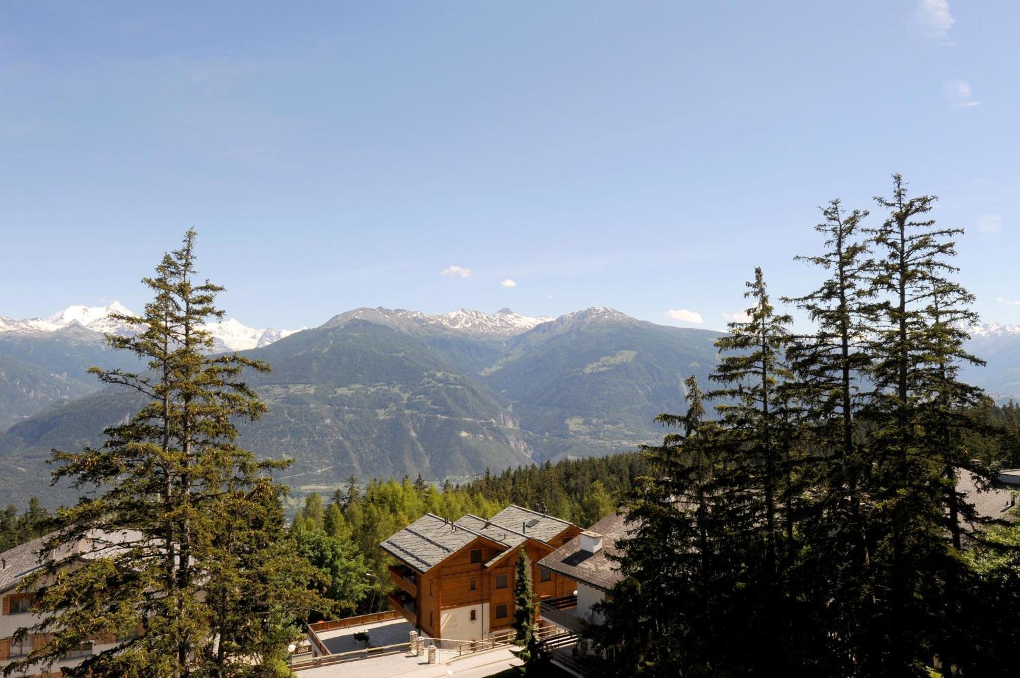 Aparthotel Helvetia Crans-Montana Camera foto
